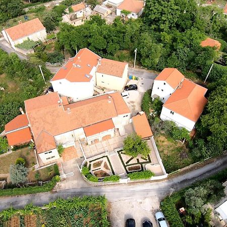Nice Apartment In Dubrovnik With Kitchen Extérieur photo