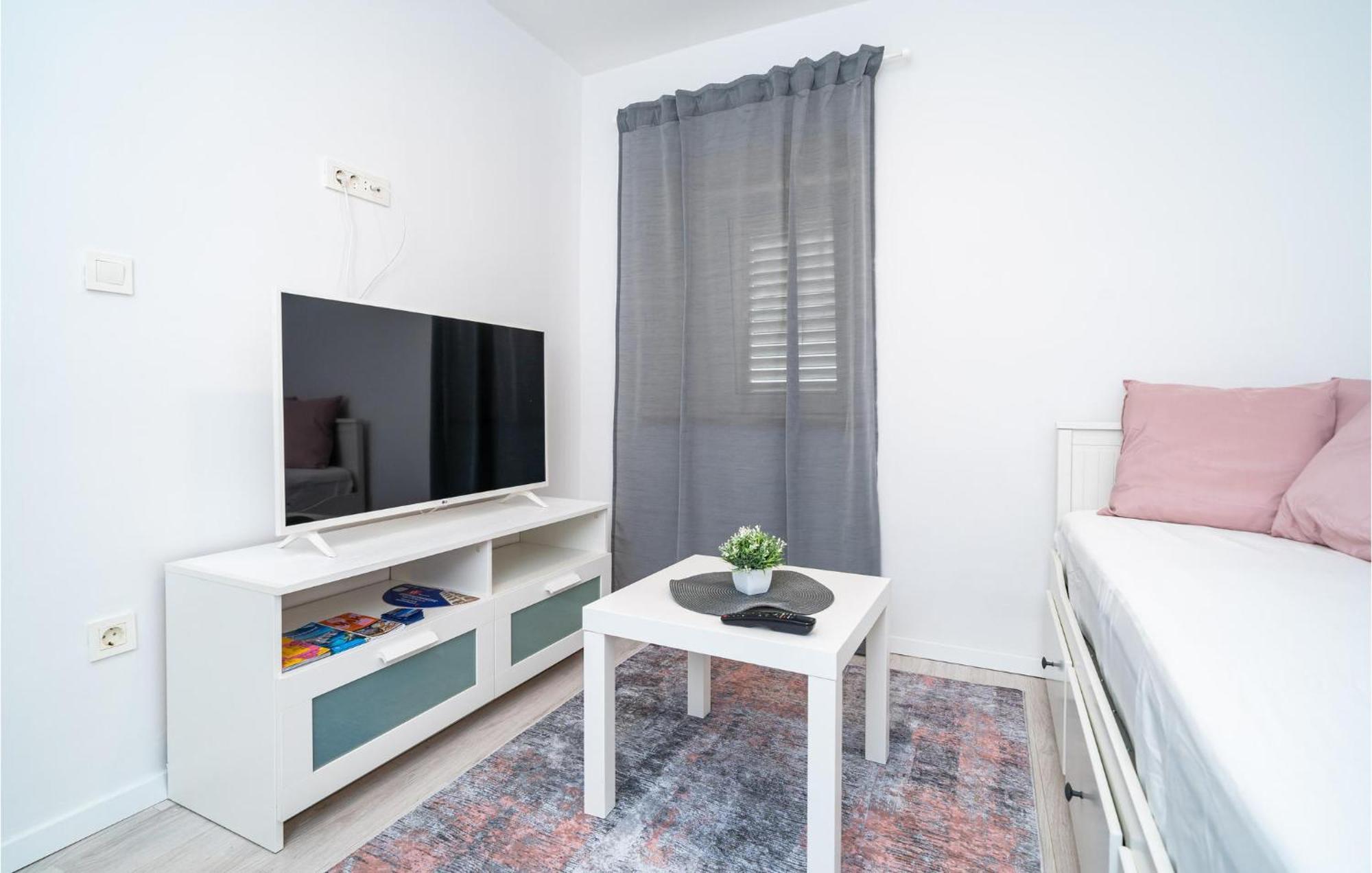 Nice Apartment In Dubrovnik With Kitchen Extérieur photo